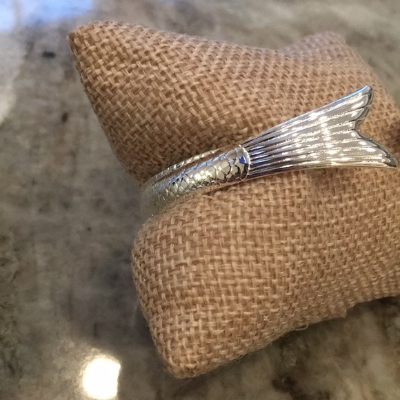 Brand NEW Cape Cod Style Fish Bracelet Cuff 🐟 - Picture 7 of 8